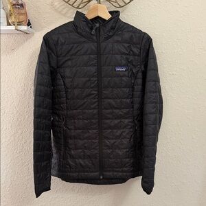 Patagonia Women's Nano Puff Black Jacket M NWT